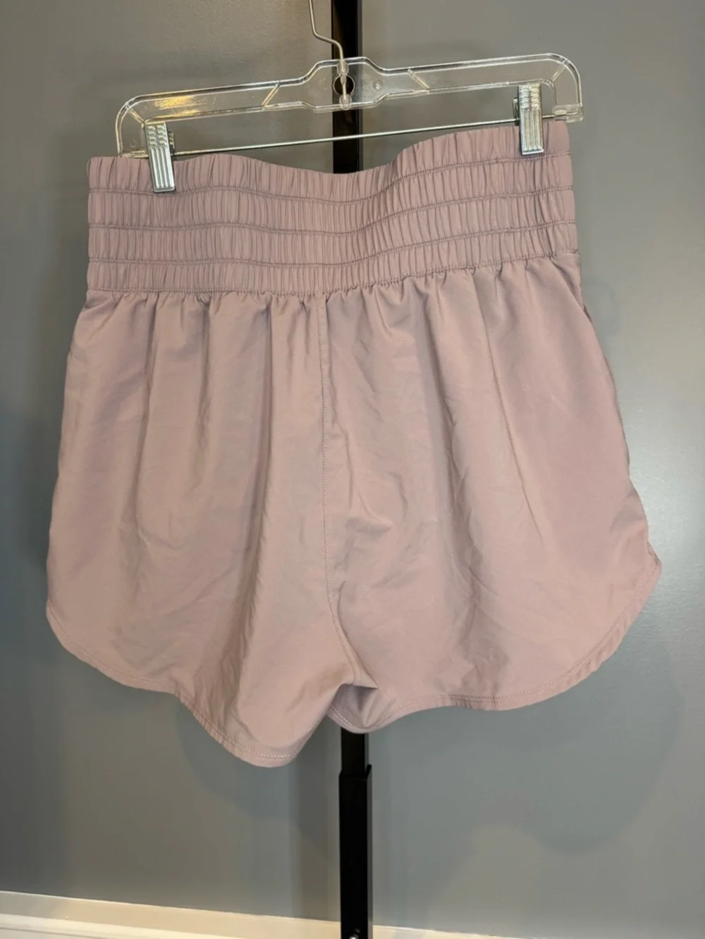 Nike One Women's Dri-FIT Ultra High-Waist 3" Brief-Lined Short Platinum Violet L - Picture 2 of 7